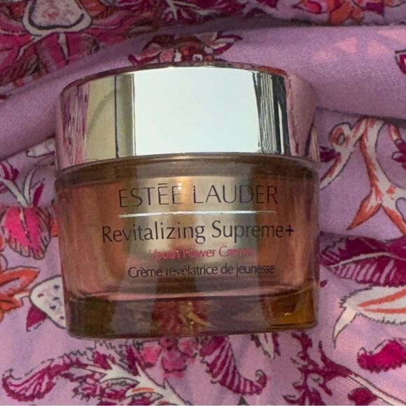 Estee Lauder Revitalizing Supreme+ youth power creme moisturizer- brand new! - Picture 2 of 12